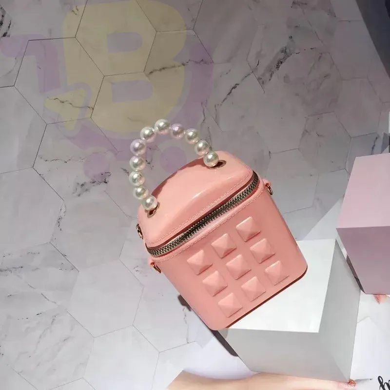make your dream look you must have this pop-colored square shape bag